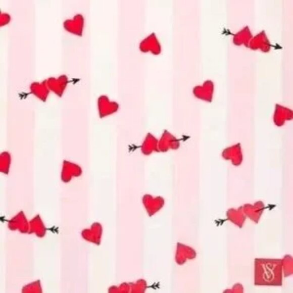 VICTORIA SECRET PINK - SHERPA FLEECE BLANKET - HEARTS AND ARROWS - Picture 3 of 4